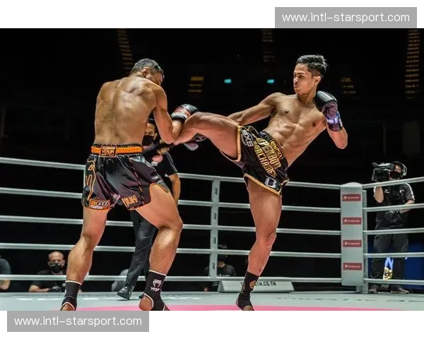 铁血散打撞上泰拳巅峰：徐吉福与苏波邦，那场被时光铭记的荣耀之战